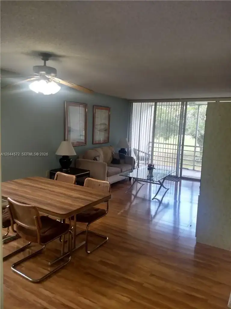 9410 Tangerine Pl # 204, Davie FL 33324 photo 2