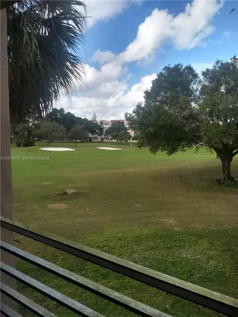 9410 Tangerine Pl # 204, Davie FL 33324 photo 3