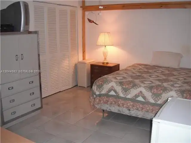 660 Tennis Club Dr # 101, Fort Lauderdale FL 33311 photo 3