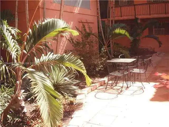 660 Tennis Club Dr # 101, Fort Lauderdale FL 33311 photo 5