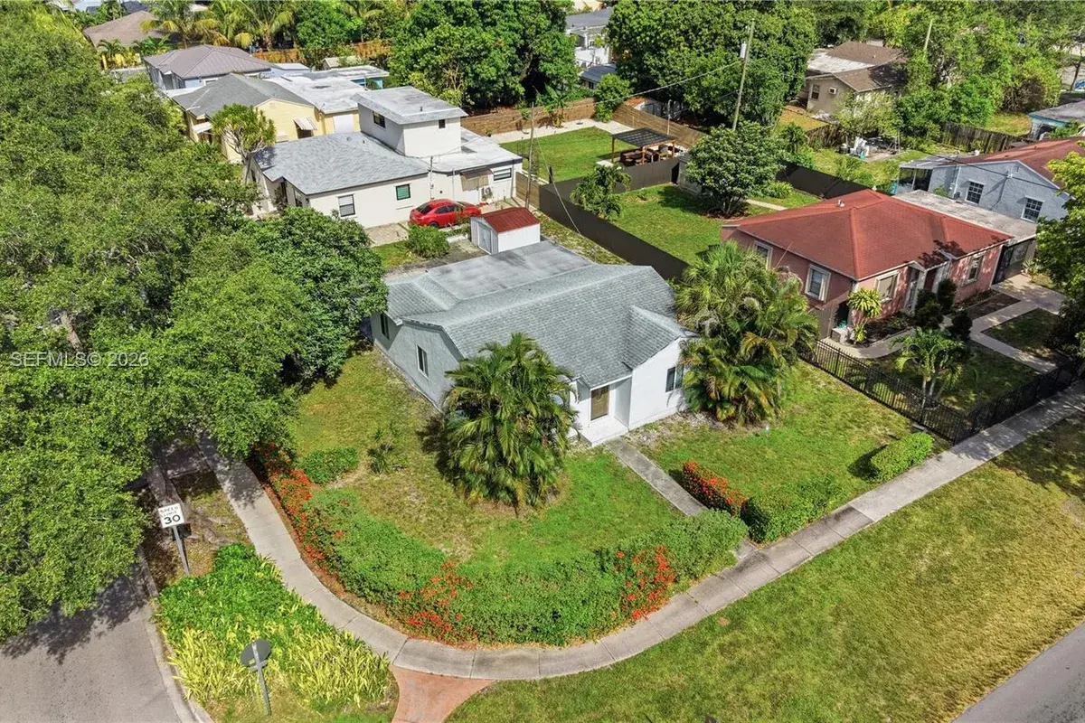 12475 NW 10th Ave, North Miami FL 33168