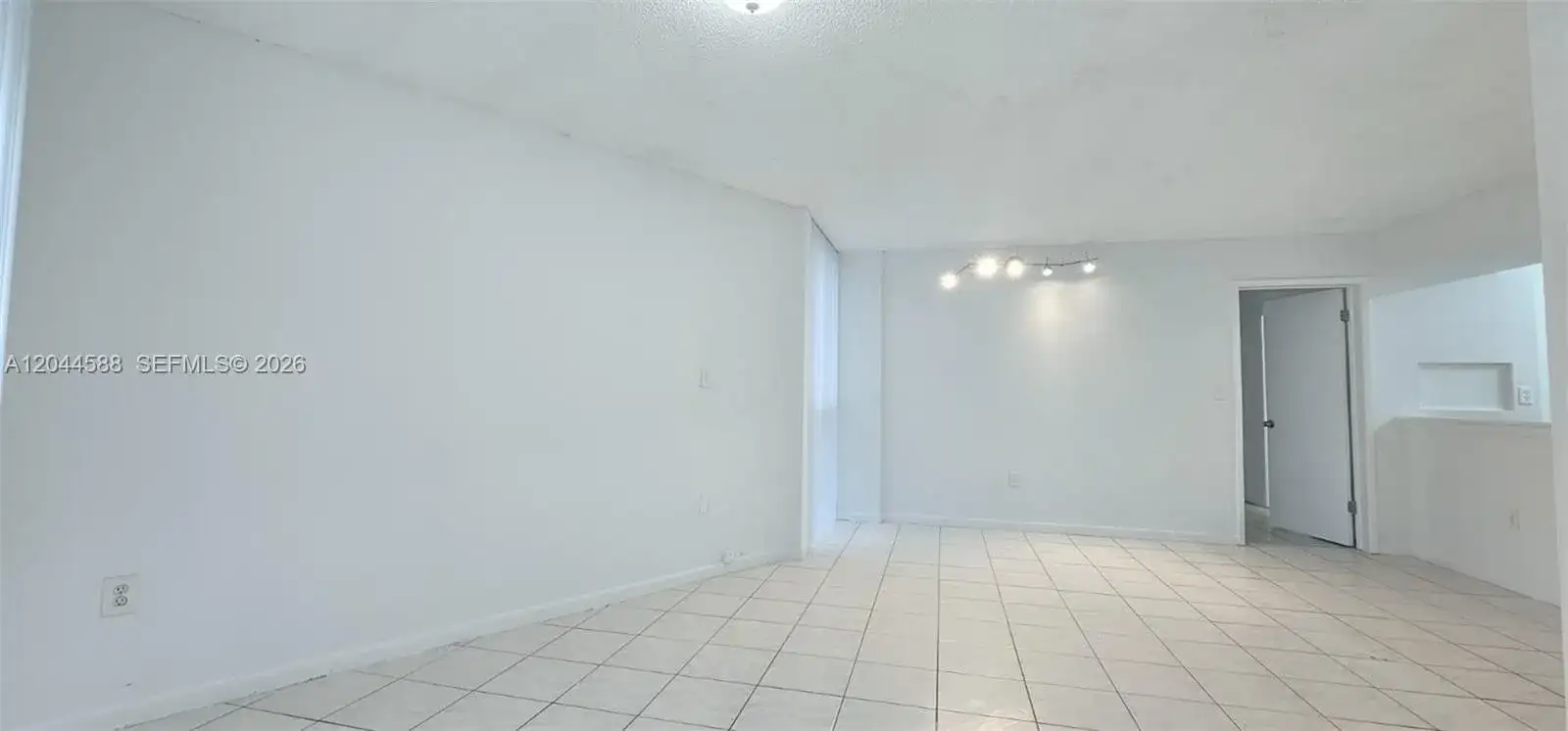 7035 NW 186th St # D110, Hialeah FL 33015 photo 3