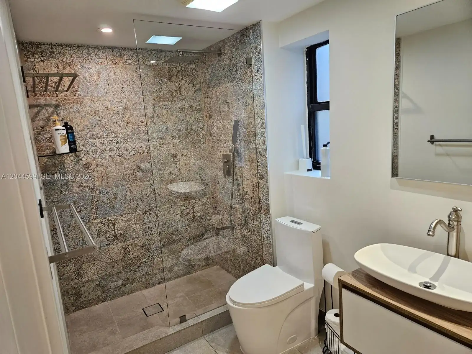 20401 NE 30th Ave # 8, Aventura FL 33180 photo 3