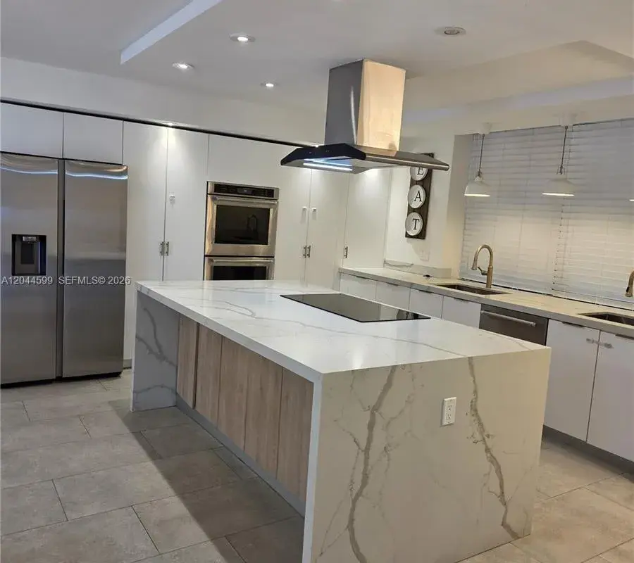 20401 NE 30th Ave # 8, Aventura FL 33180