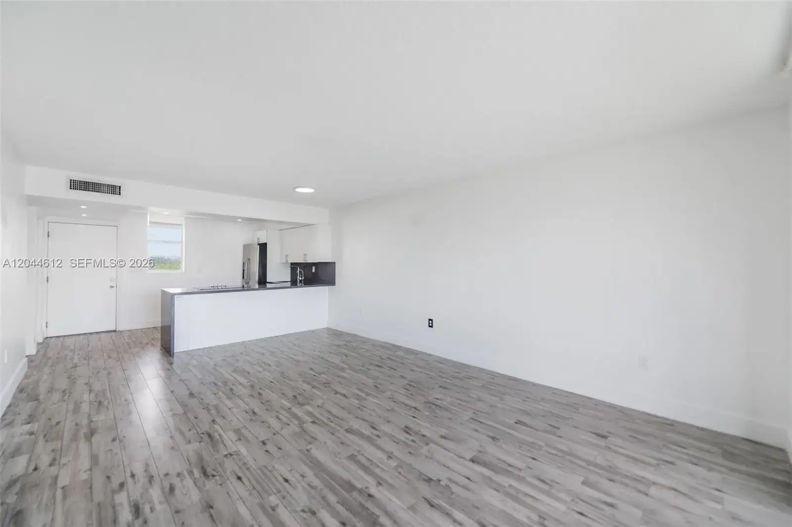 2851 Leonard Dr # J505, Aventura FL 33160 photo 4