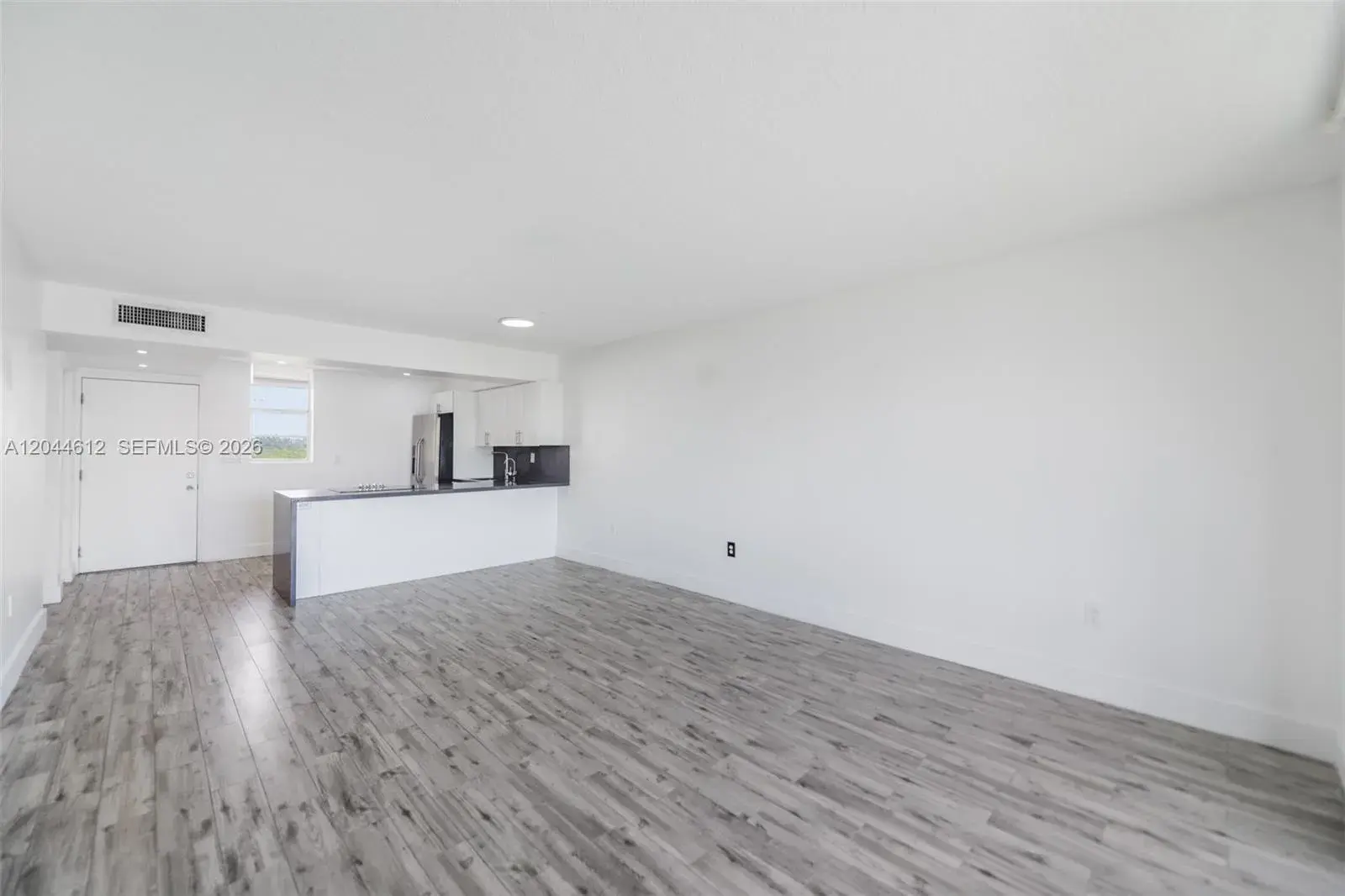 2851 Leonard Dr # J505, Aventura FL 33160
