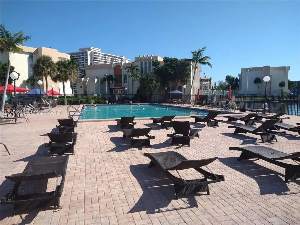 601 Three Islands Blvd # 517, Hallandale Beach FL 33009 photo 5