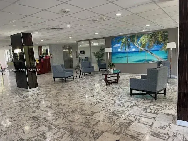 4400 Hillcrest Dr # 701B, Hollywood FL 33021