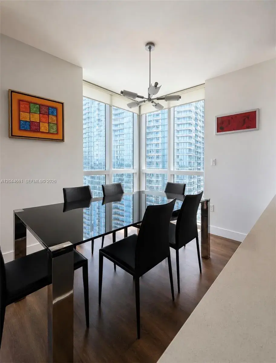 55 SE 6th St # 2802, Miami FL 33131
