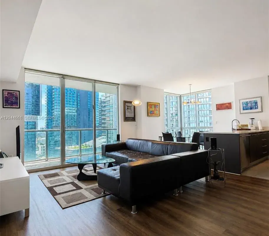 55 SE 6th St # 2802, Miami FL 33131