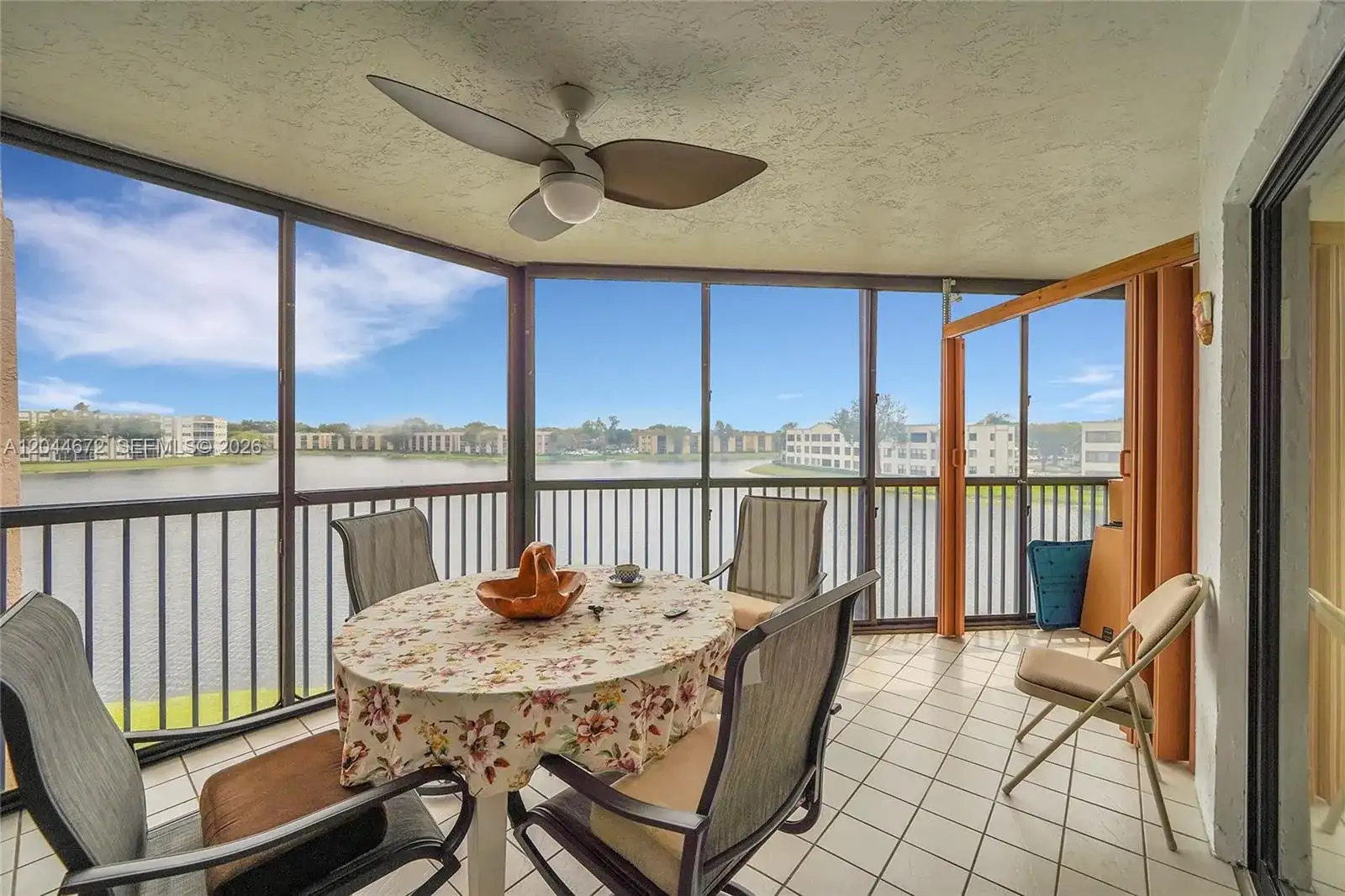 7250 Fairfax Dr # 302, Tamarac FL 33321 photo 3