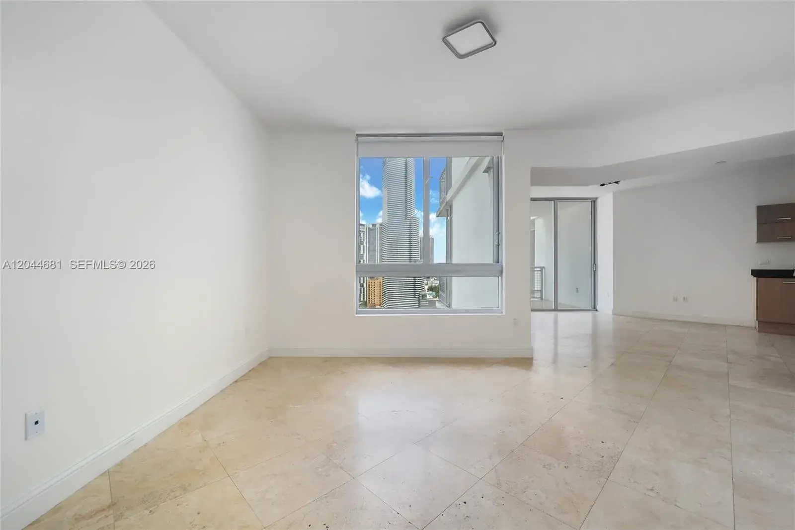 350 S Miami Ave # 2411, Miami FL 33130