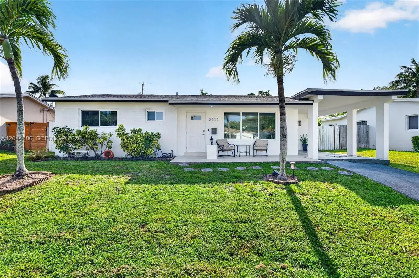 2012 N 31st Rd, Hollywood FL 33021 photo 3
