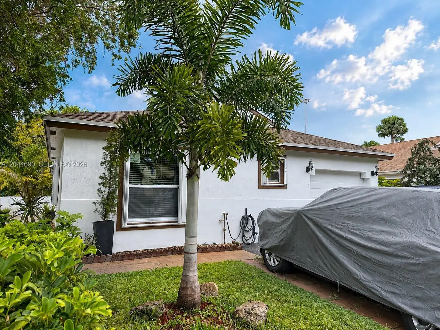 20776 NW 1st St, Pembroke Pines FL 33029