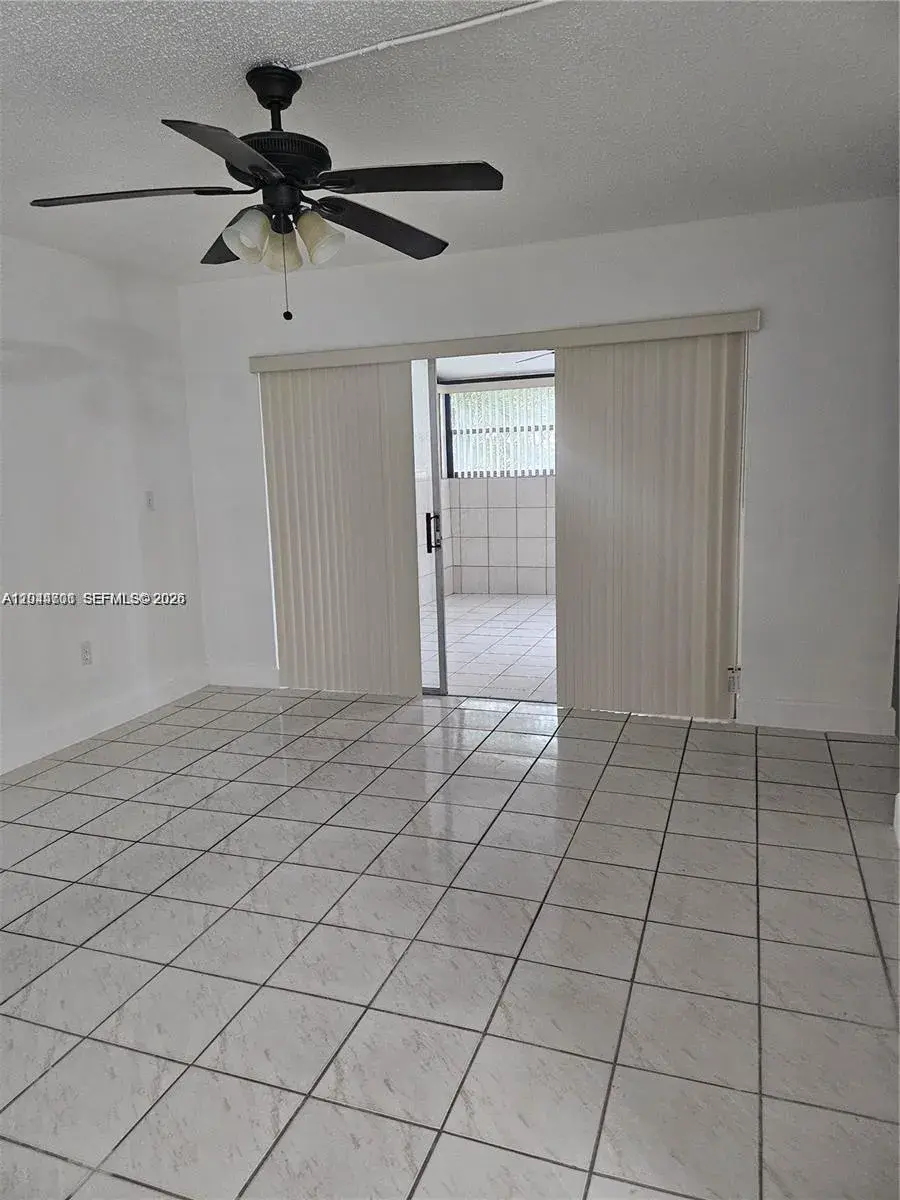 10641 SW 108th Ave # 1H, Miami FL 33176