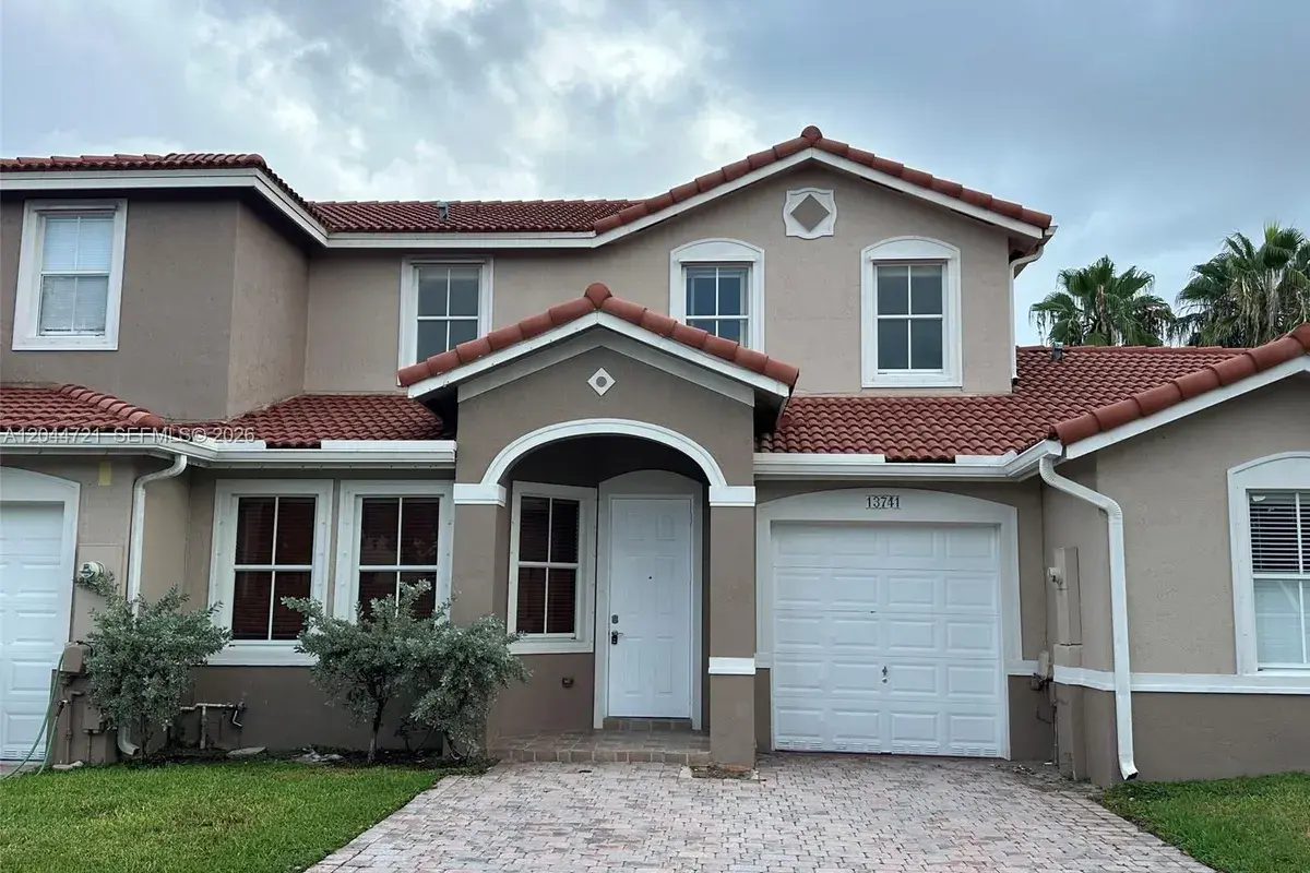 13741 SW 274th Ter, Homestead FL 33032