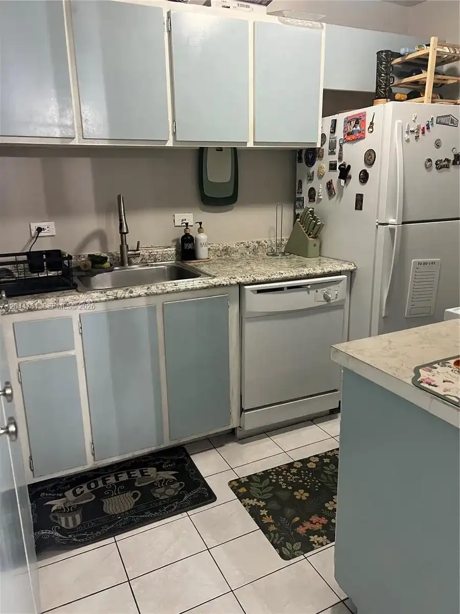 6900 N Kendall Dr # A205, Pinecrest FL 33156