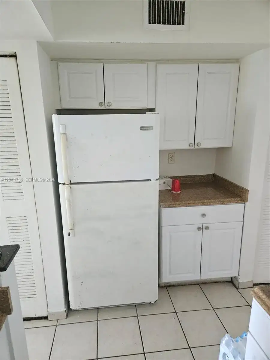 20822 San Simeon Way # 111, Miami FL 33179 photo 5