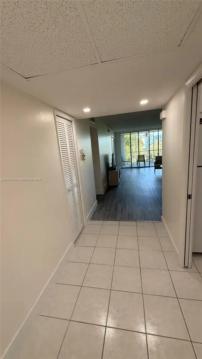 2901 S Palm Aire Dr # 408, Pompano Beach FL 33069 photo 3