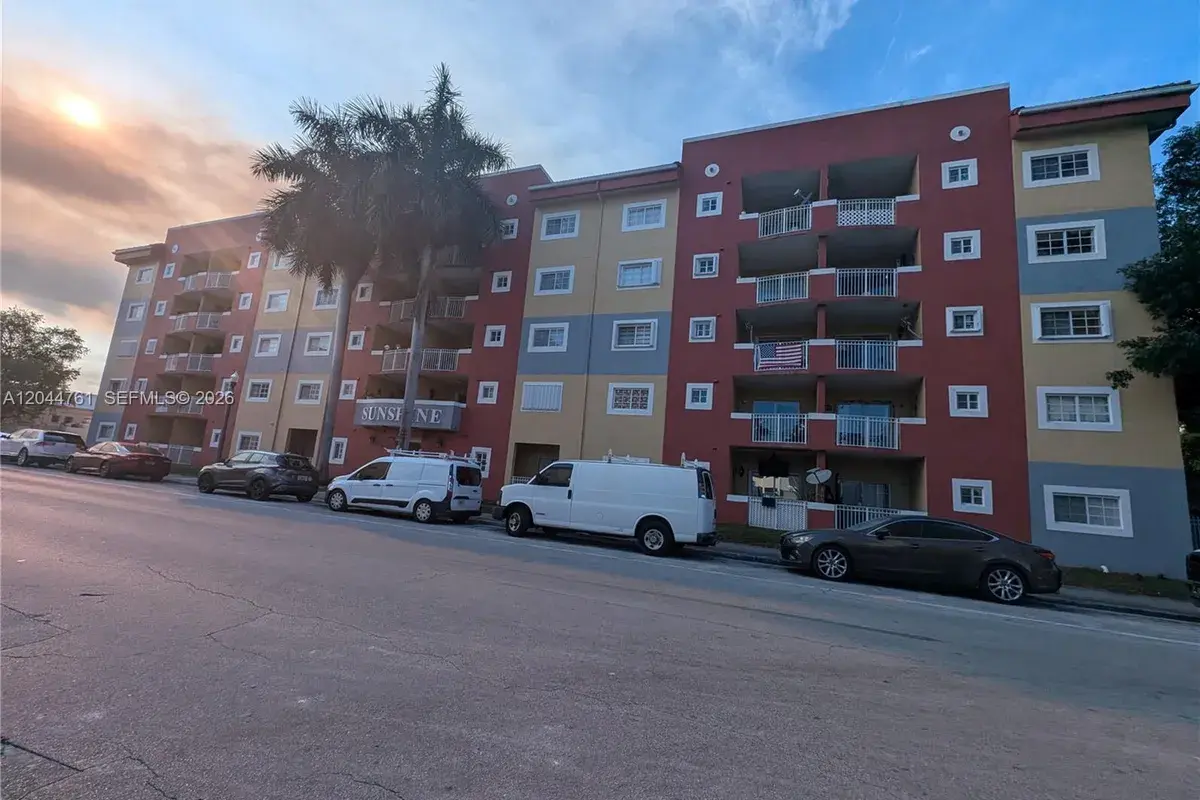 21 E 3rd St # 205, Hialeah FL 33010