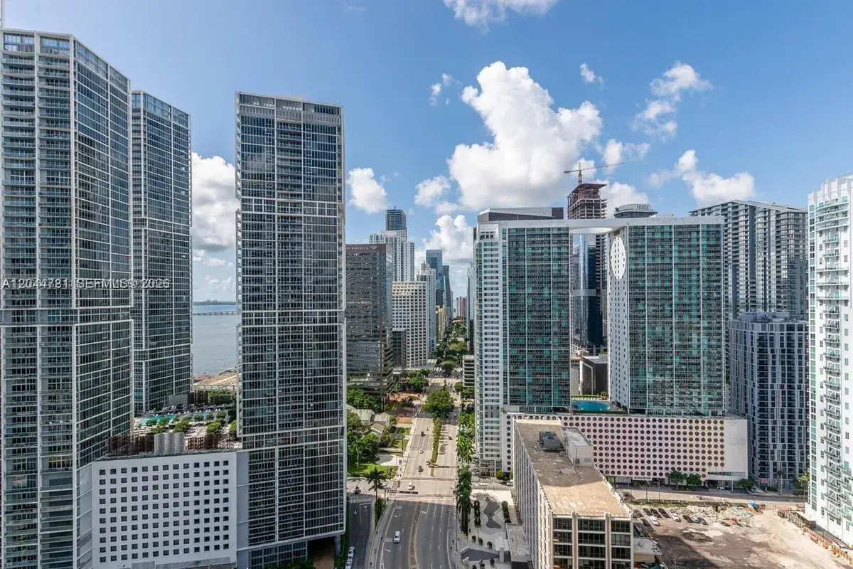 200 Biscayne Boulevard Way # 3102, Miami FL 33131