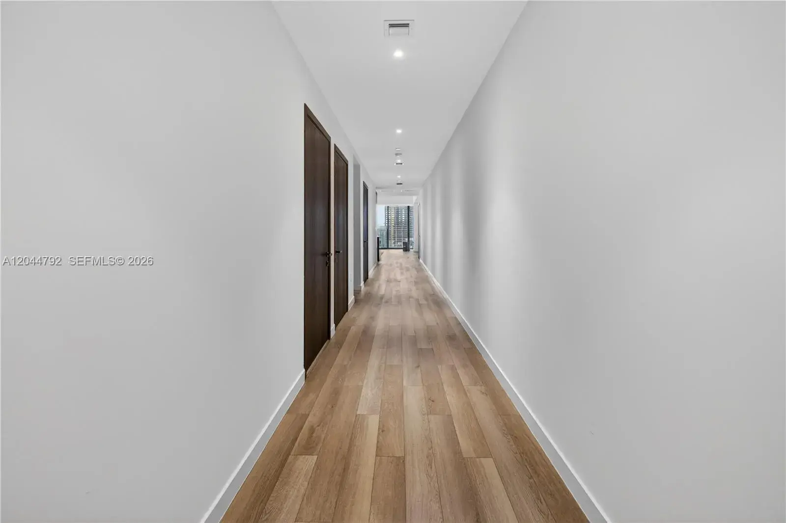 20 NE 11th # 4703, Miami FL 33132