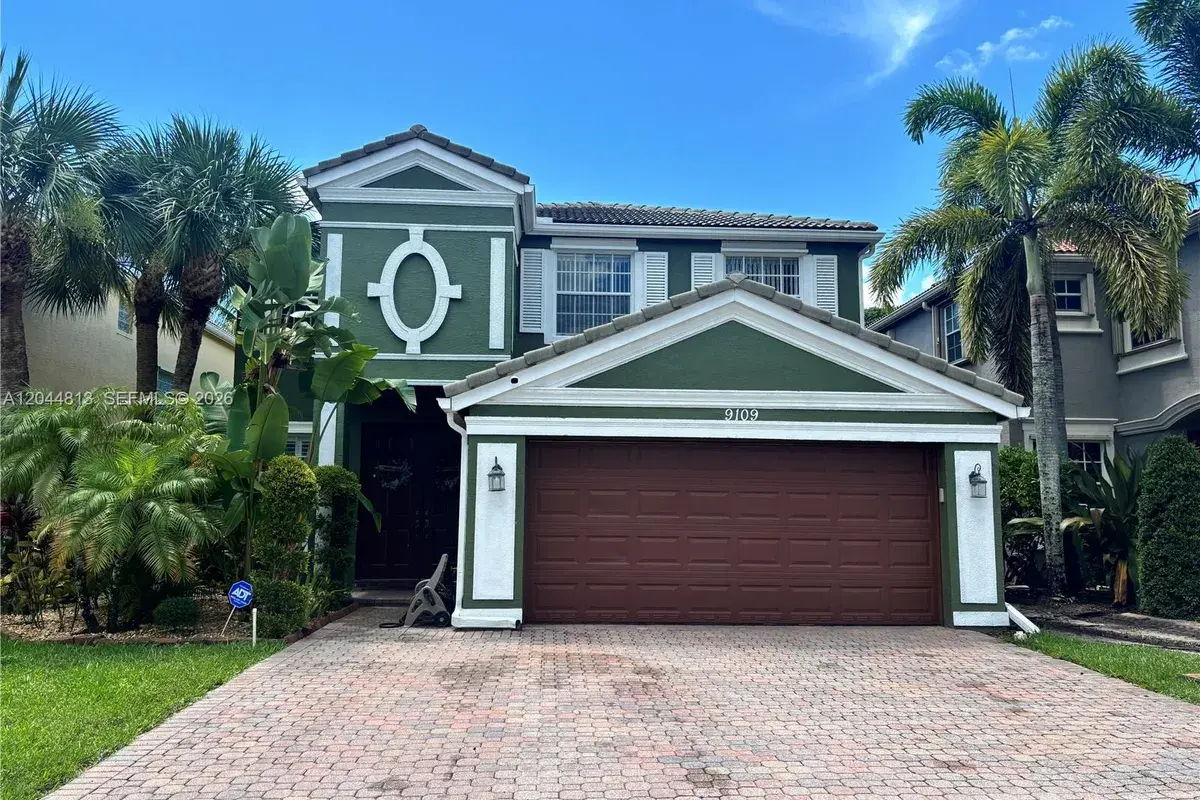 9109 Dupont Pl, Wellington FL 33414