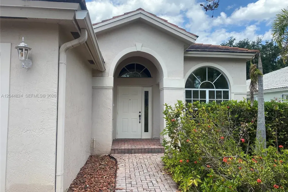 1315 NW 143rd Ave # 1315, Pembroke Pines FL 33028