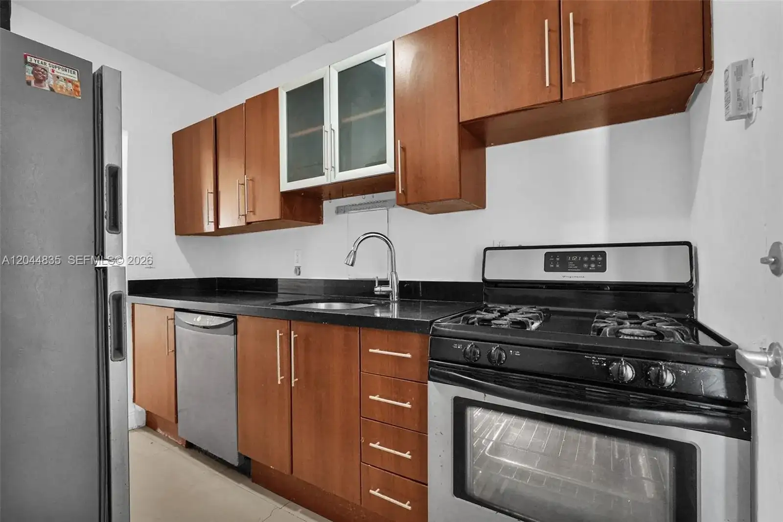 320 85th St # 4, Miami Beach FL 33141 photo 4