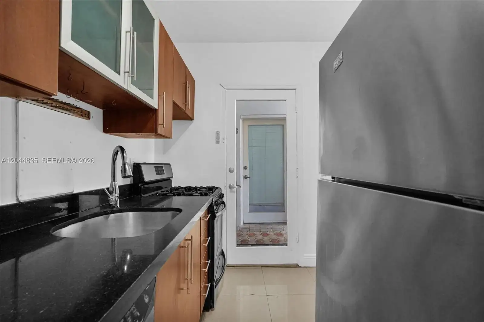 320 85th St # 4, Miami Beach FL 33141 photo 5
