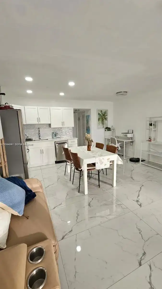 340 S Oakridge S # 340, Deerfield Beach FL 33442 photo 4