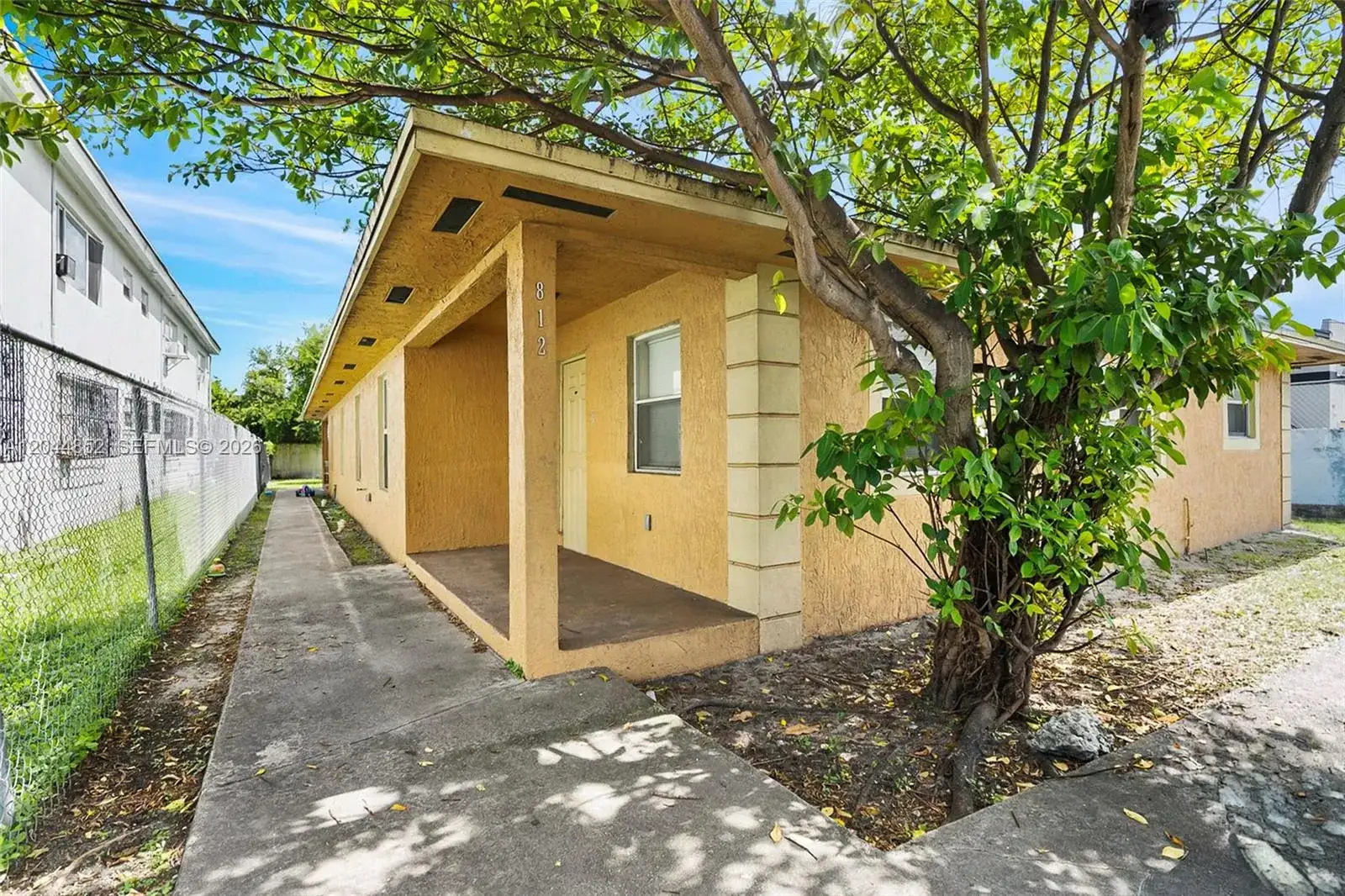 812 NW 70th St, Miami FL 33150 photo 3