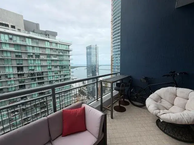 60 SW 13th St # 4810, Miami FL 33130
