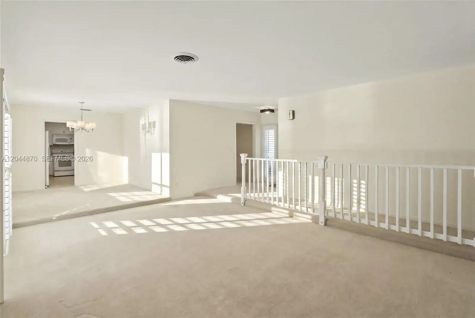 7520 SW 164th St, Palmetto Bay FL 33157 photo 4