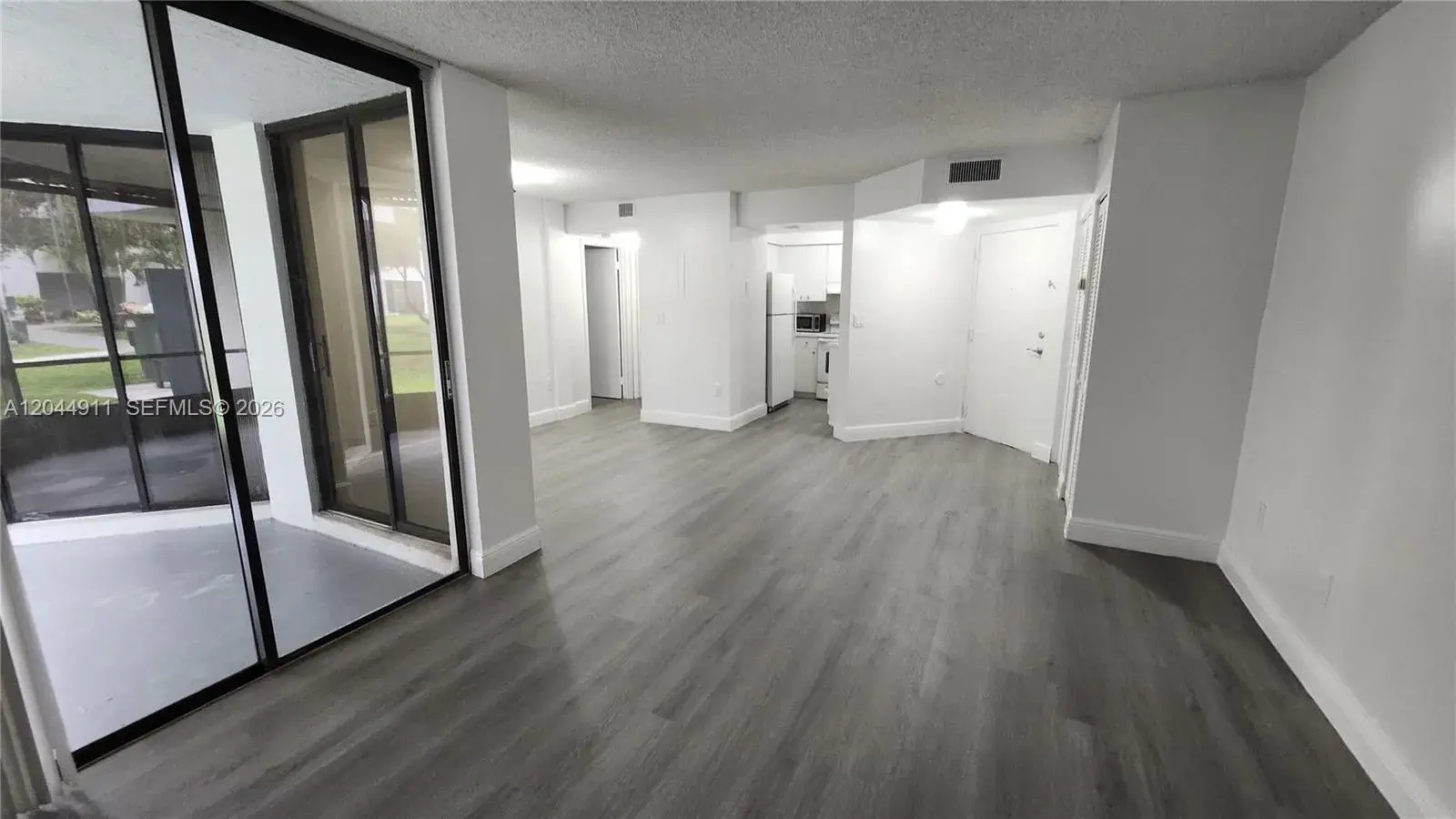 8205 SW 152nd Ave # 105, Miami FL 33193