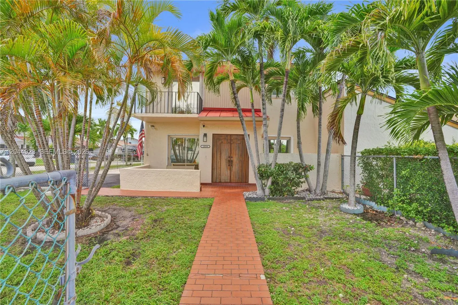 1050 SW 123rd Ave, Miami FL 33184