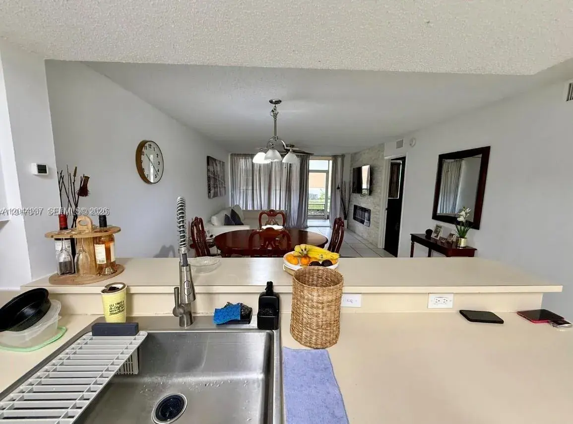 8246 NW 24th St # 8246, Coral Springs FL 33065