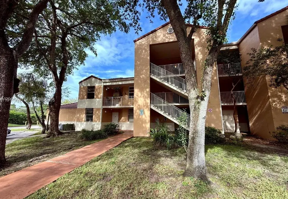 8246 NW 24th St # 8246, Coral Springs FL 33065