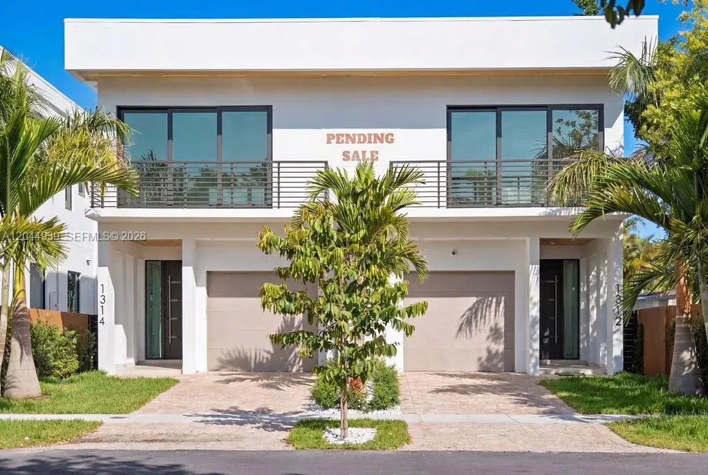 1332 NE 16th Ter, Fort Lauderdale FL 33304