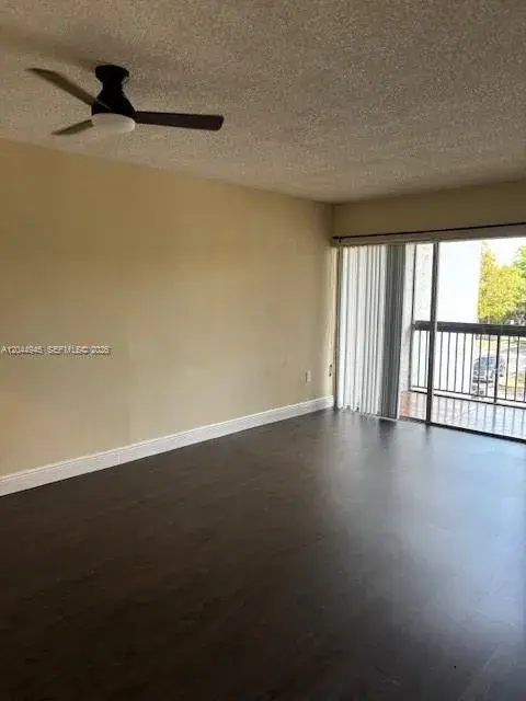 731 N Pine Island Rd # 305, Plantation FL 33324