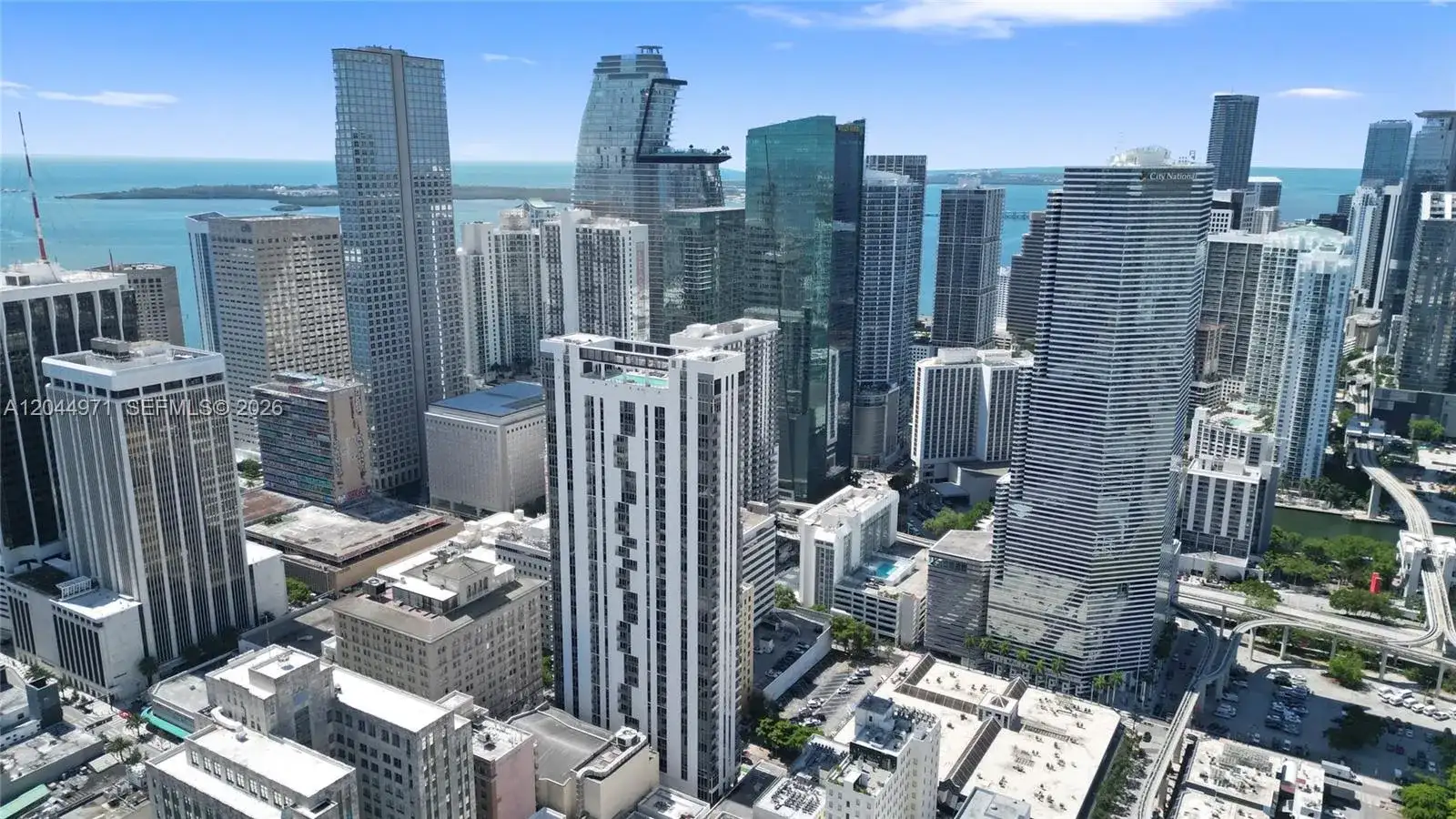 151 SE 1st St, Miami FL 33131 photo 2