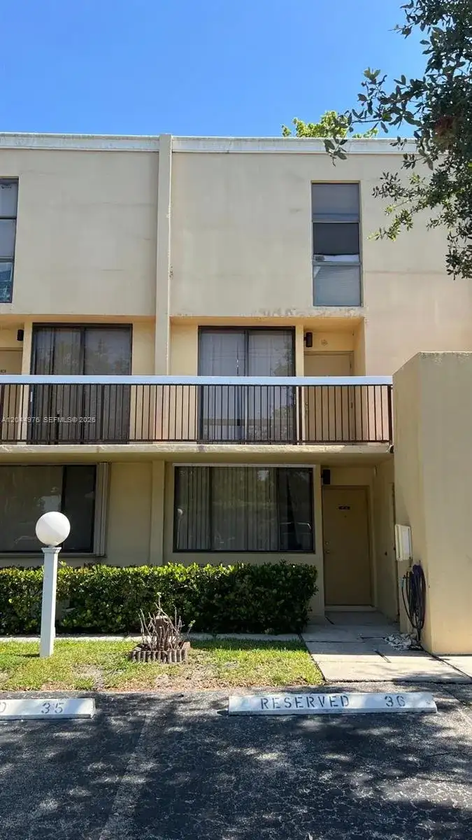 8711 SW 30th St # 106, Davie FL 33328 photo 4