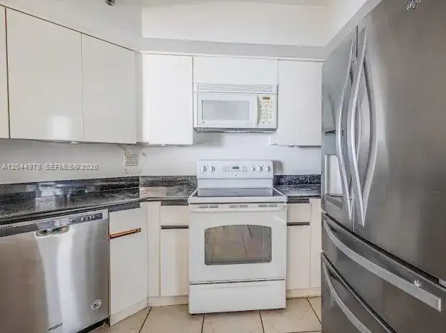 6767 Collins Ave # 1608, Miami Beach FL 33141 photo 4