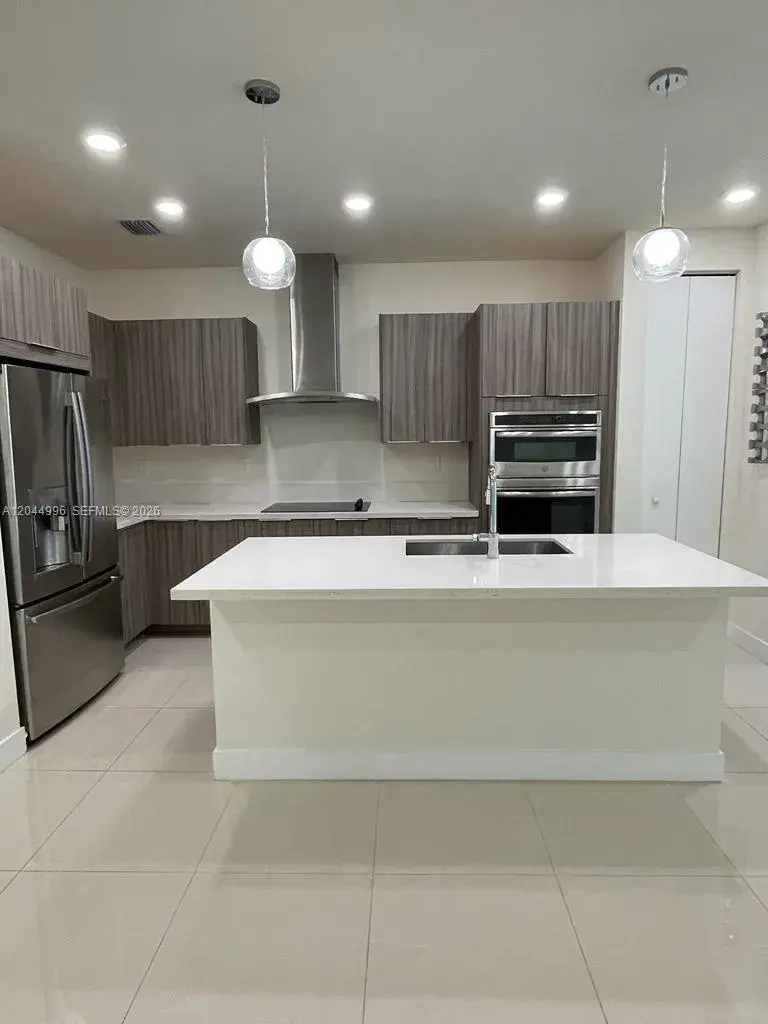 10317 NW 66th St # 10317, Doral FL 33178