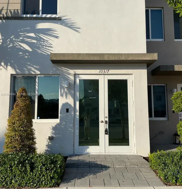 10317 NW 66th St # 10317, Doral FL 33178