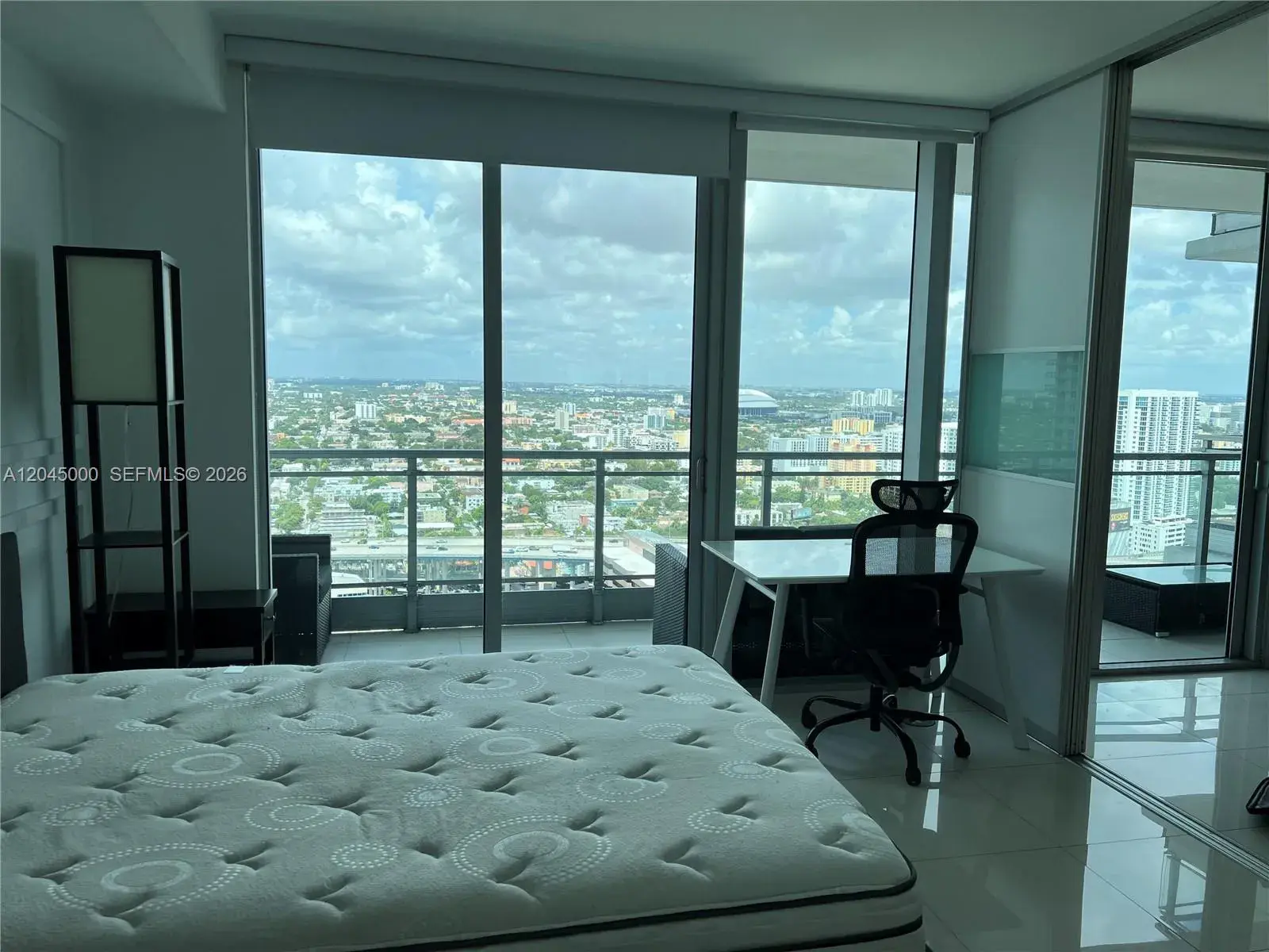 92 SW 3rd St # 3508, Miami FL 33130