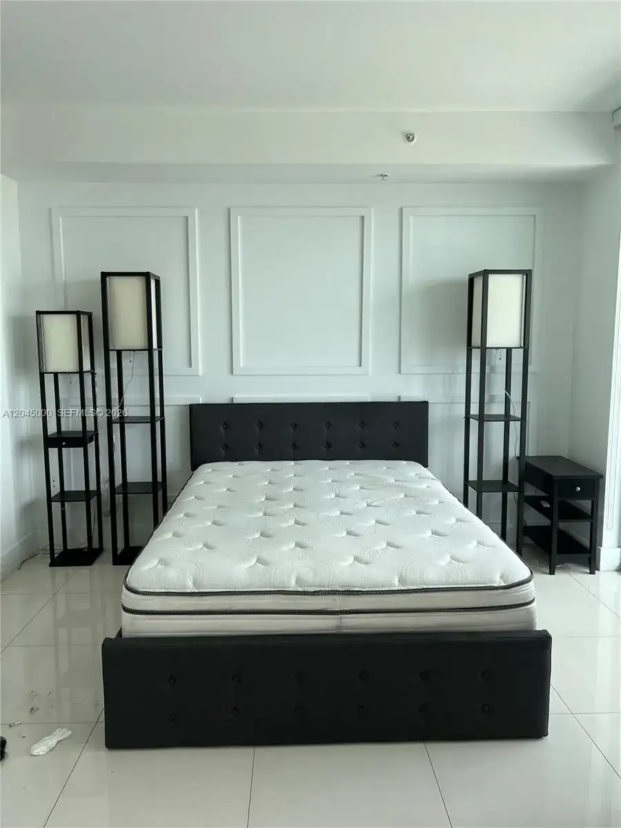 92 SW 3rd St # 3508, Miami FL 33130 photo 3