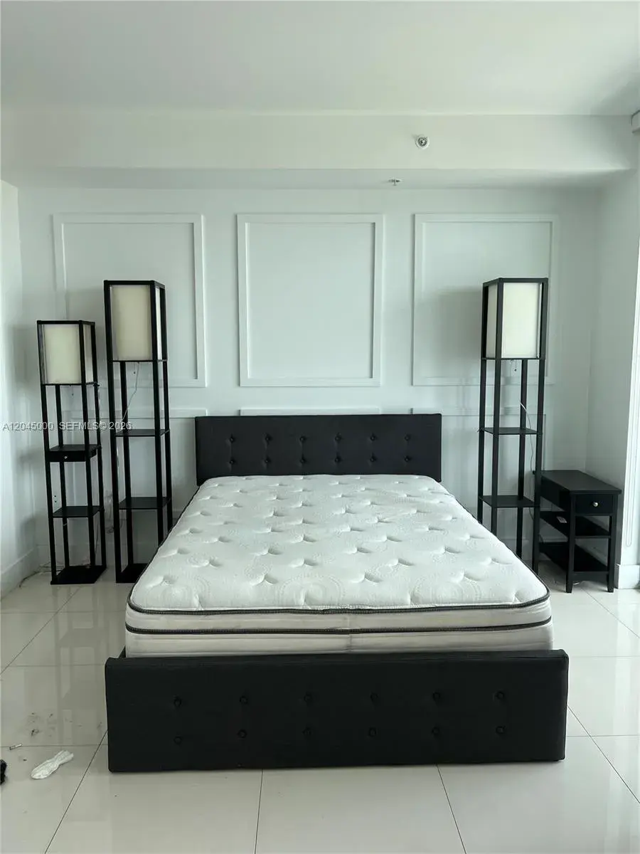92 SW 3rd St # 3508, Miami FL 33130