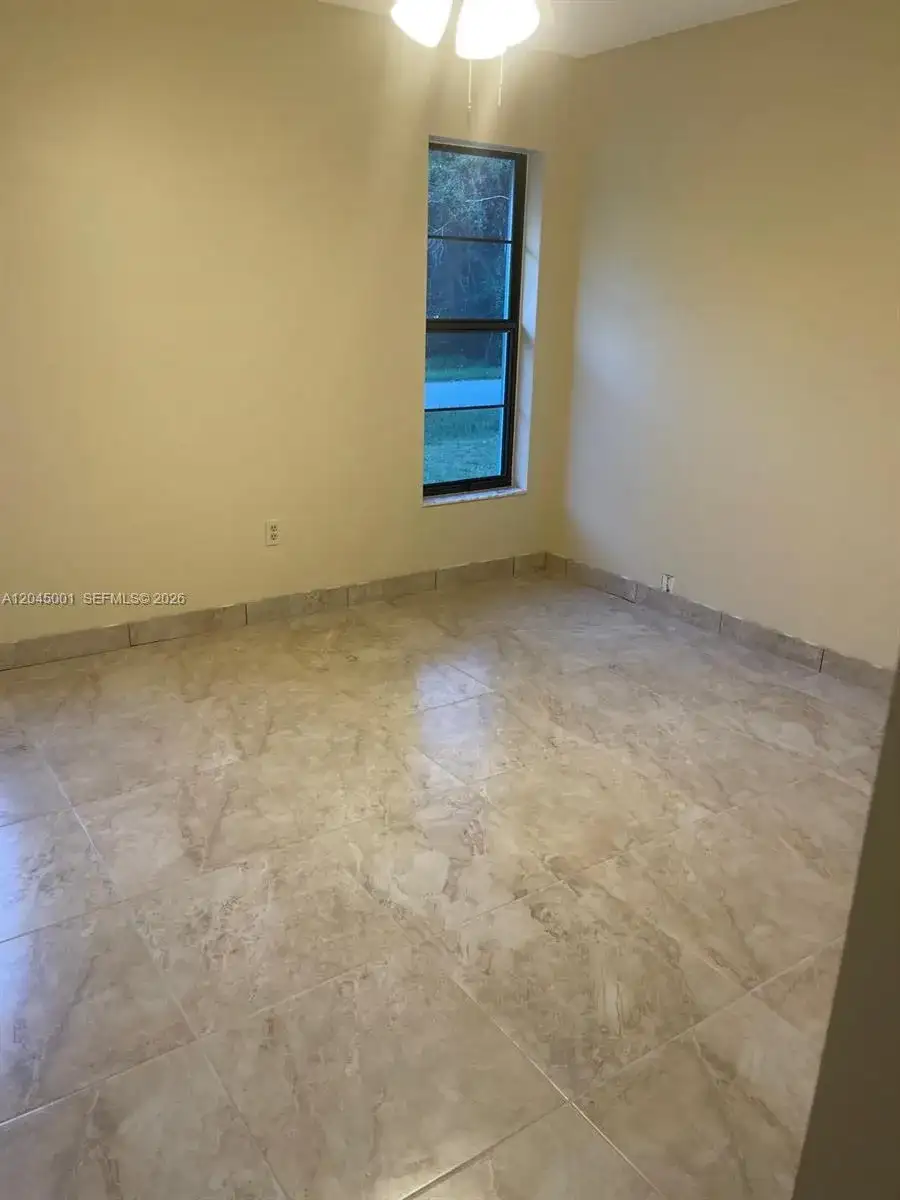 908 Primrose St, Other City - In The State Of Florida FL 33852 photo 5