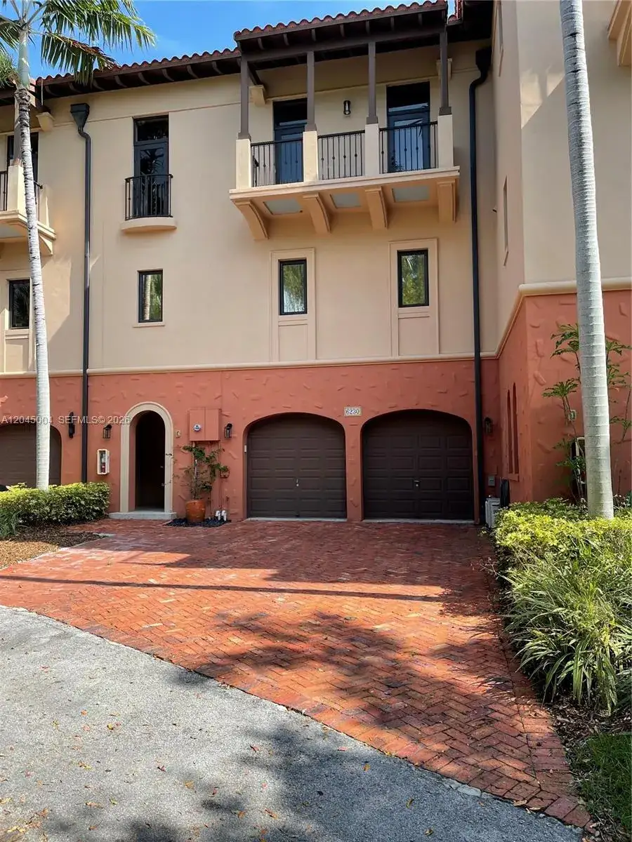 6230 Paradise Point Dr # 6230, Palmetto Bay FL 33157
